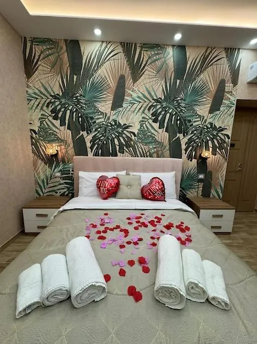 Apartment Royal Resilienza Suite Naples Italy