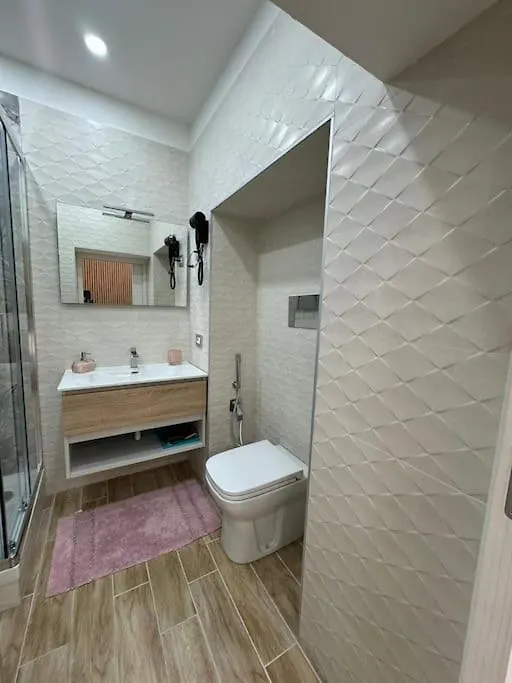 Royal Resilienza Suite Νάπολη Διαμέρισμα